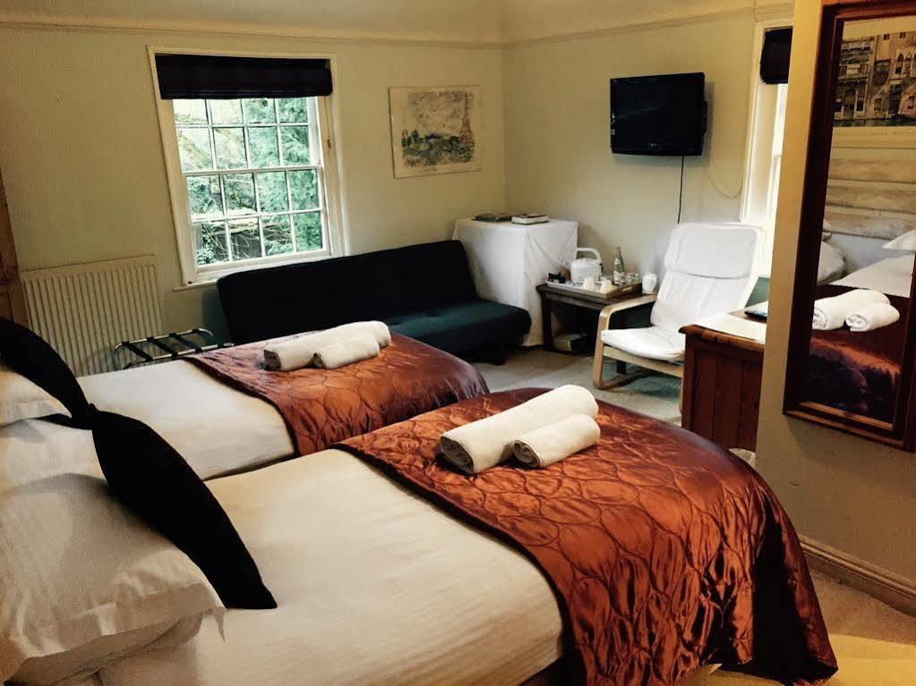 The White House Bed & Breakfast Takeley Dış mekan fotoğraf